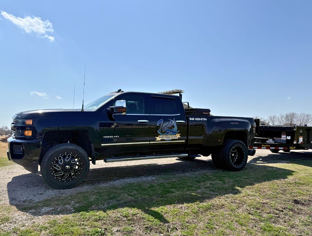 custom pool build truck